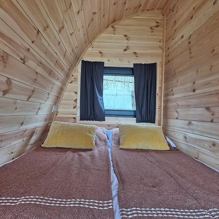 Boerderij Camping Nixhoeve Genderen Bagian luar foto