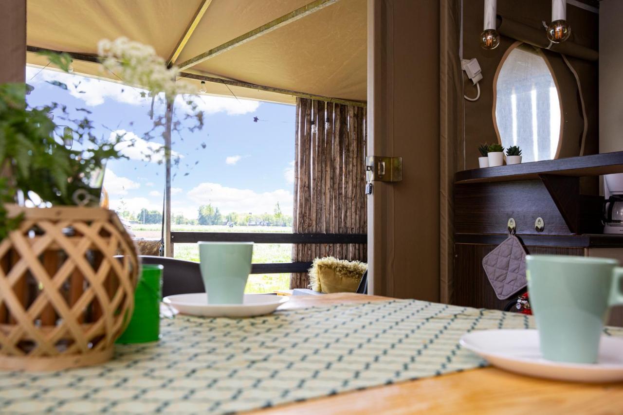 Boerderij Camping Nixhoeve Genderen Bagian luar foto